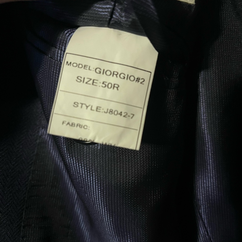 2 suit jackets size 50R
In like new condition - Picture 8 of 12